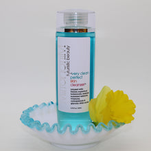 Load image into Gallery viewer, Mirror Mirror Very Clean Perfect Skin Cleanser | Mirror Mirror Futuristic Beauty