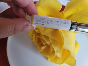 Astonishing New Growth Lash & Brow Elixir Tonic | Mirror Mirror Futuristic Beauty